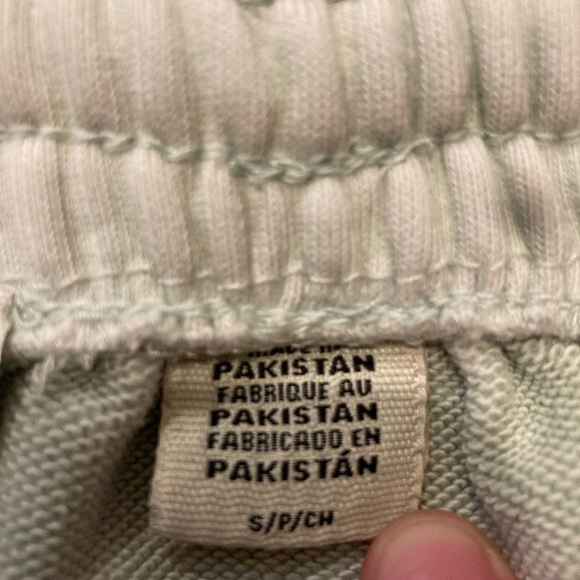 Fleece shorts in joggers material - Picture 7 of 7